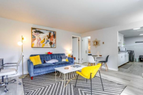Seattle Garden Apt Walk to Water and Amenities!